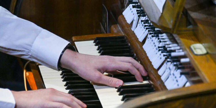 Płoccy muzycy dali koncert utworów organowych i kameralnych [ZDJĘCIA]