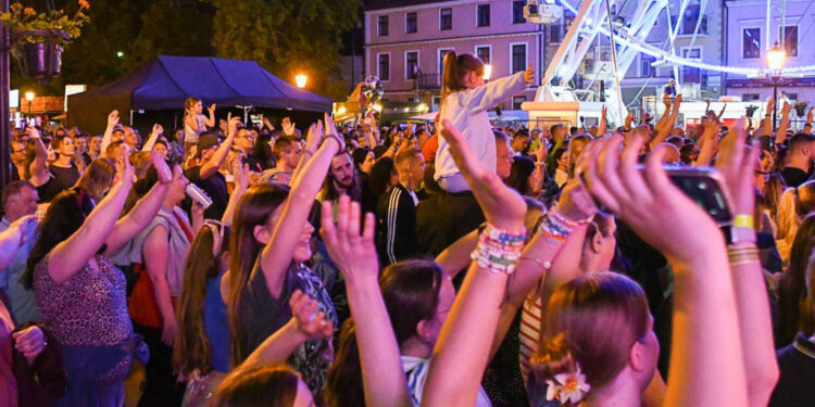 Lanberry i Bibobit – majówkowe koncerty na starówce [ZDJĘCIA]