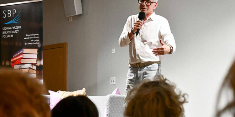Robert Janowski spotkał się z fanami w Płocku [ZDJĘCIA]