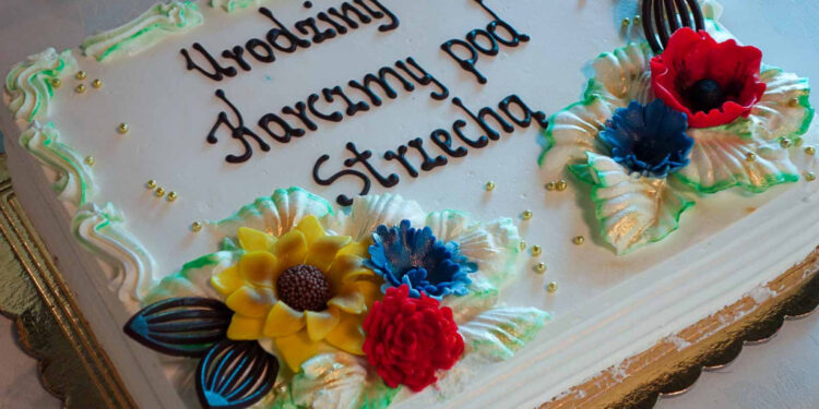 Pyszności na 14. urodziny Karczmy Pod Strzechą [ZDJĘCIA]
