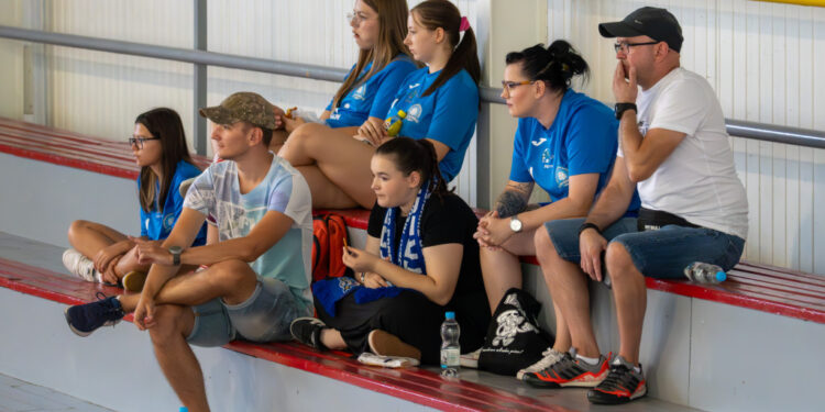 Pierwszy dzień Ogólnopolskiego Turnieju Piłki Ręcznej Kobiet w Płocku [FILM, ZDJĘCIA]