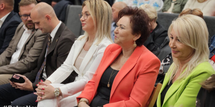 Duże dofinansowanie dla KGW i OSP. Blisko 150 umów!
