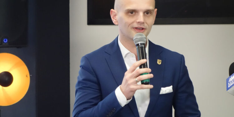 Samorząd podziękował powiatowym wolontariuszom. Zebrali rekordową kwotę