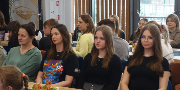 Samorząd podziękował powiatowym wolontariuszom. Zebrali rekordową kwotę