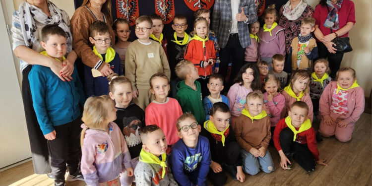 „Dzień w fotelu Starosty Płockiego” dla przedszkolaków z Bielska