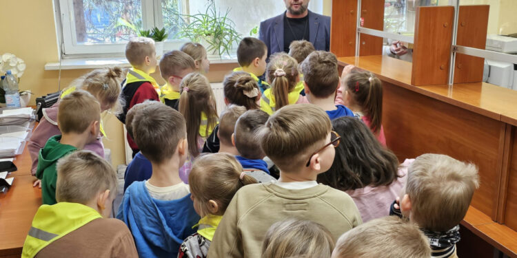 „Dzień w fotelu Starosty Płockiego” dla przedszkolaków z Bielska