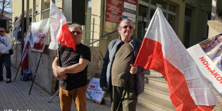 Protest przeciwko Centrum Integracji Cudzoziemców w Płocku [FILM, FOTO]