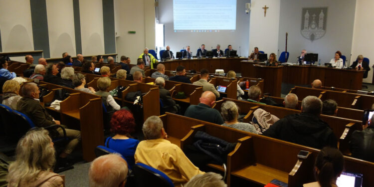 Awantura na Sesji Rady Miasta Płocka. Poszło o Centrum Integracji Cudzoziemców