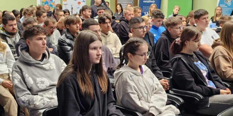 Szukali dla siebie zawodu. Targi edukacyjno-zawodowe w Bergerowej [FOTO]