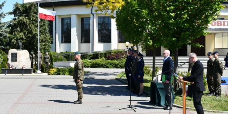 Płocka szkoła już 20 lat kultywuje tradycję 4. Pułku Strzelców Konnych