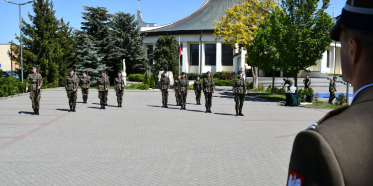 Płocka szkoła już 20 lat kultywuje tradycję 4. Pułku Strzelców Konnych