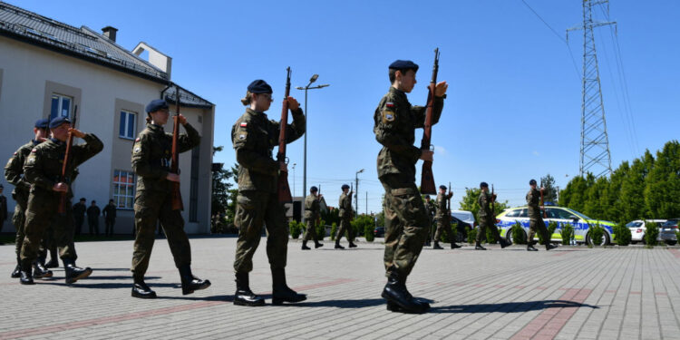 Płocka szkoła już 20 lat kultywuje tradycję 4. Pułku Strzelców Konnych