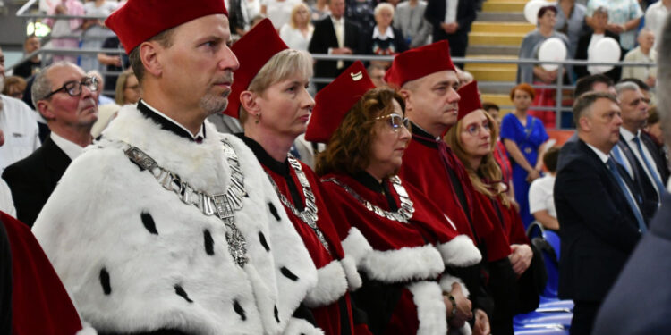 950 lat diecezji płockiej: uroczystości, modlitwa i wezwanie do odpowiedzialności [FILM, ZDJĘCIA]