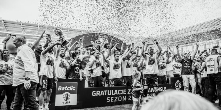 Wisła Płock w ekstraklasie – przeżyjmy to jeszcze raz! [ZDJĘCIA]