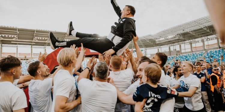 Wisła Płock w ekstraklasie – przeżyjmy to jeszcze raz! [ZDJĘCIA]