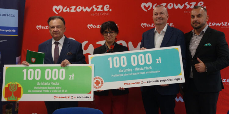 Badania piersi, wzmacnianie psychiki uczniów, atrakcje dla seniorów – jest wsparcie z mazowieckich programów