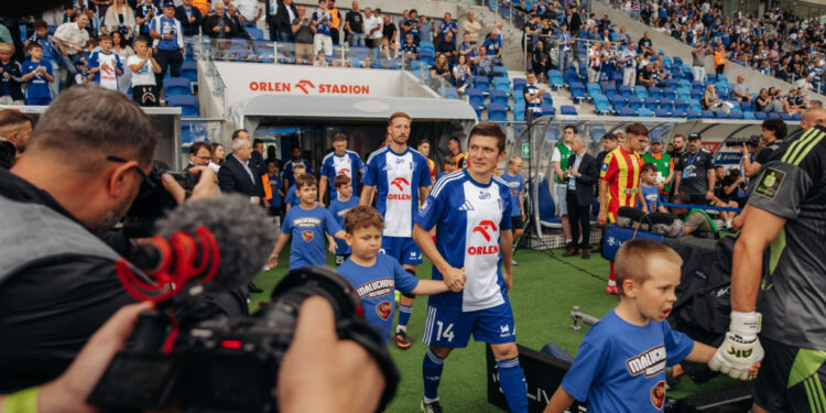 Udany powrót Wisły Płock do Ekstraklasy. Zwycięstwo z Koroną Kielce! [FOTO]