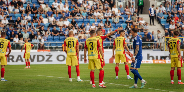 Udany powrót Wisły Płock do Ekstraklasy. Zwycięstwo z Koroną Kielce! [FOTO]