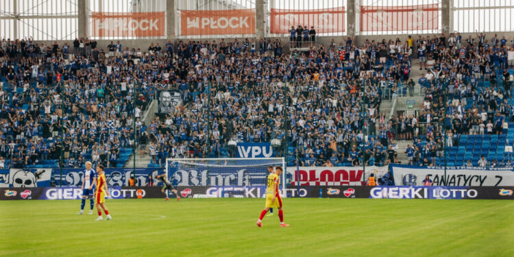 Udany powrót Wisły Płock do Ekstraklasy. Zwycięstwo z Koroną Kielce! [FOTO]