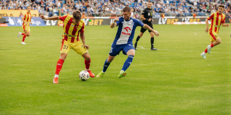 Udany powrót Wisły Płock do Ekstraklasy. Zwycięstwo z Koroną Kielce! [FOTO]