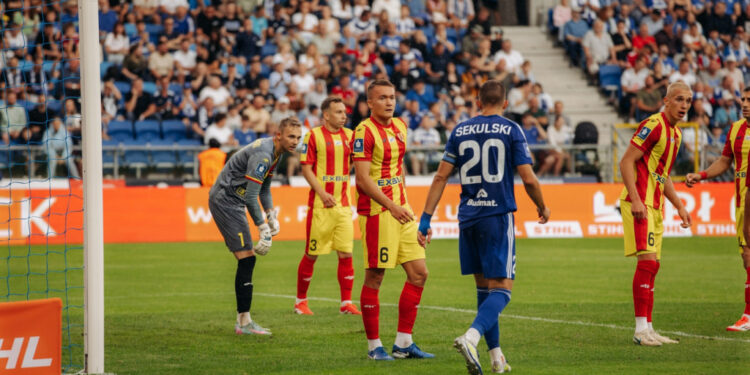 Udany powrót Wisły Płock do Ekstraklasy. Zwycięstwo z Koroną Kielce! [FOTO]