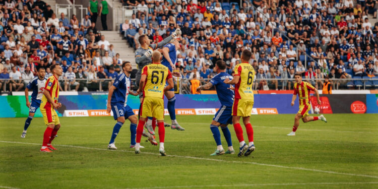 Udany powrót Wisły Płock do Ekstraklasy. Zwycięstwo z Koroną Kielce! [FOTO]