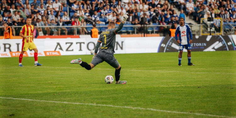 Udany powrót Wisły Płock do Ekstraklasy. Zwycięstwo z Koroną Kielce! [FOTO]