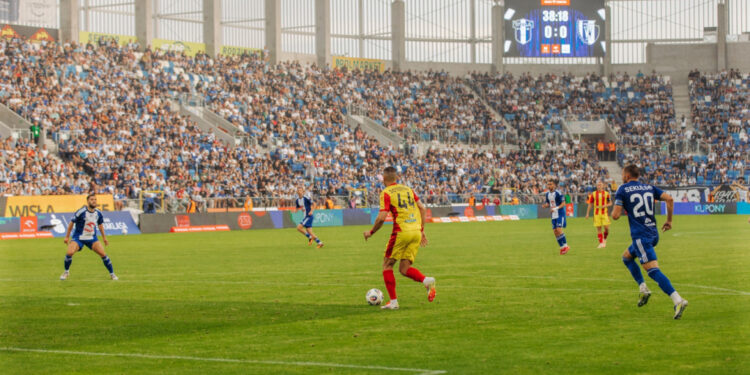 Udany powrót Wisły Płock do Ekstraklasy. Zwycięstwo z Koroną Kielce! [FOTO]