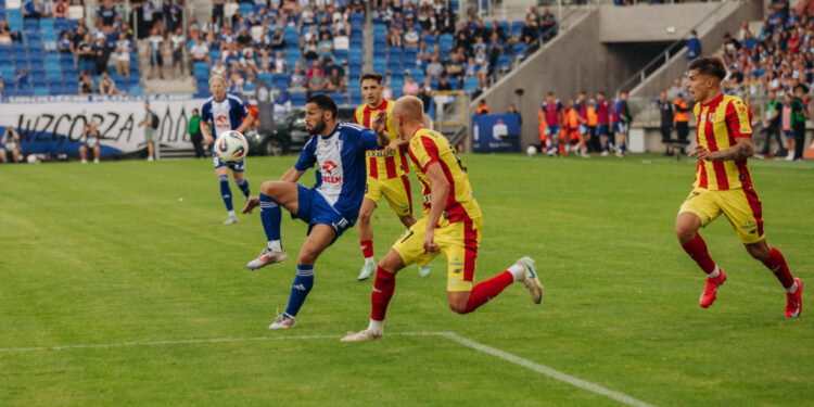 Udany powrót Wisły Płock do Ekstraklasy. Zwycięstwo z Koroną Kielce! [FOTO]