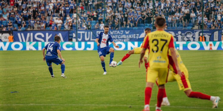 Udany powrót Wisły Płock do Ekstraklasy. Zwycięstwo z Koroną Kielce! [FOTO]
