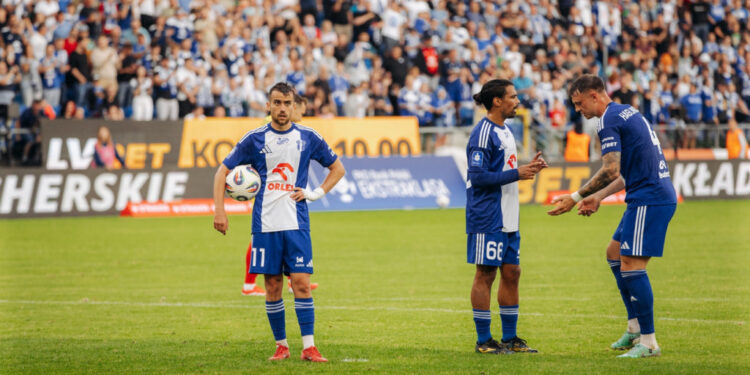 Udany powrót Wisły Płock do Ekstraklasy. Zwycięstwo z Koroną Kielce! [FOTO]