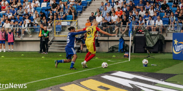 Udany powrót Wisły Płock do Ekstraklasy. Zwycięstwo z Koroną Kielce! [FOTO]