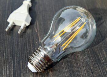 Jak zaplanować instalację elektryczną, aby uniknąć późniejszych przeróbek?
