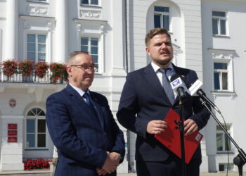 Płoccy radni sprzeciwiają się „wprowadzaniu ideologii” do przedmiotu szkolnego