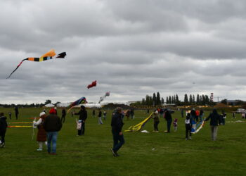 Dzień Latawca na lotnisku w Płocku [ZDJĘCIA]