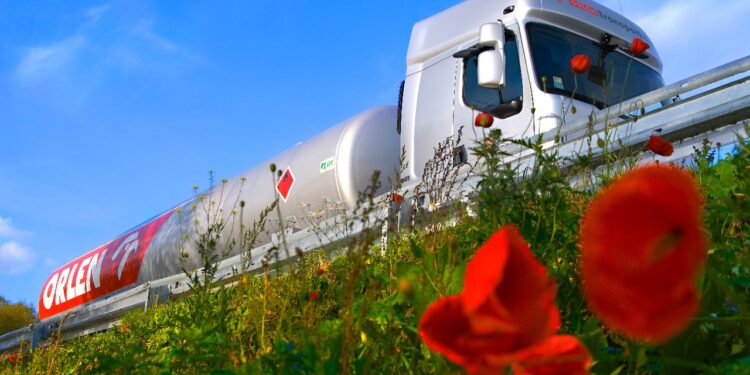 Grupa ORLEN łączy spółki logistyczne w Polsce i Czechach