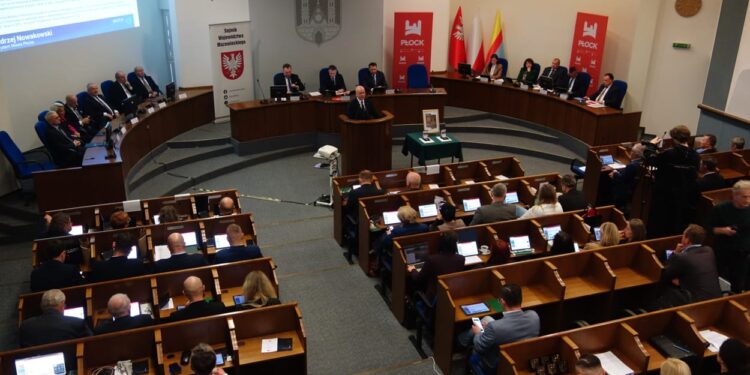 Sejmik województwa obradował w Płocku [FILM, ZDJĘCIA]