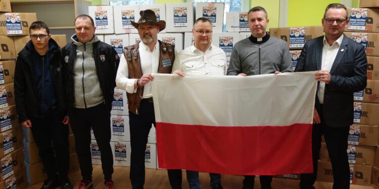 Paczki dla rodaków pojechały z Płocka na Wileńszczyznę