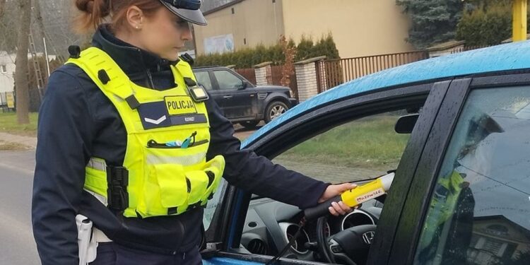 Pijani na dwóch i czterech kółkach
