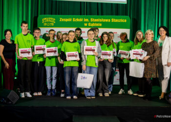 Gala Wolontariatów Szkolnych w Gąbinie. Siła społeczności i serce młodych ludzi