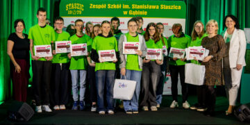 Gala Wolontariatów Szkolnych w Gąbinie. Siła społeczności i serce młodych ludzi