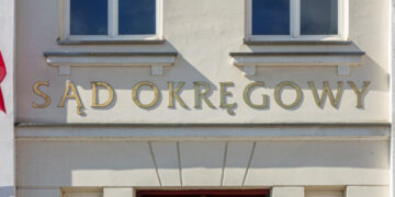 Płocki sąd skazał matkę domniemanego mordercy. Za hejt