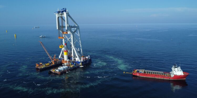 Są już fundamenty pod pierwszą morską farmę wiatrową