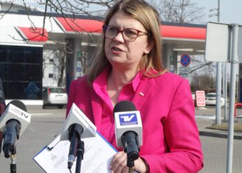 Rosną ceny paliw. Poseł Wioletta Kulpa komentuje sytuację i apeluje o działania rządu