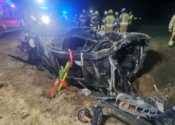 Tragiczny wypadek – nie żyje nastolatka, cztery osoby ranne