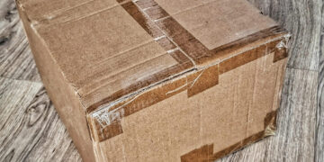 Ewakuacja urzędu. Znaleziono podejrzaną paczkę