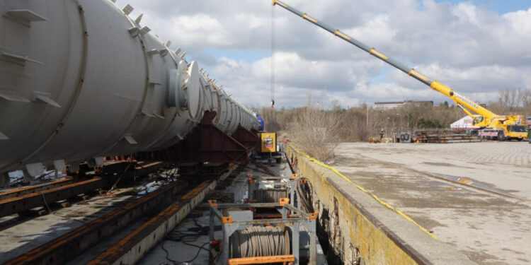 Przewiozą przez płockie ulice gigantyczną kolumnę