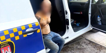 Agresywny mężczyzna zaczepiał dzieci