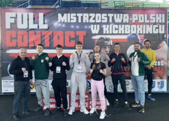 Ciężkie zmagania na Mistrzostwach Polski. Płoccy kickboxerzy wywalczyli trzy medale