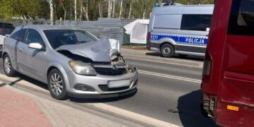 Dwa wypadki na jednej ulicy. Są utrudnienia